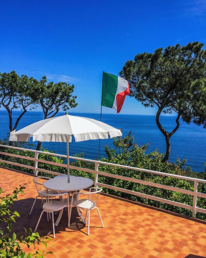 Sea View Di Amedeo Bed & Breakfast *