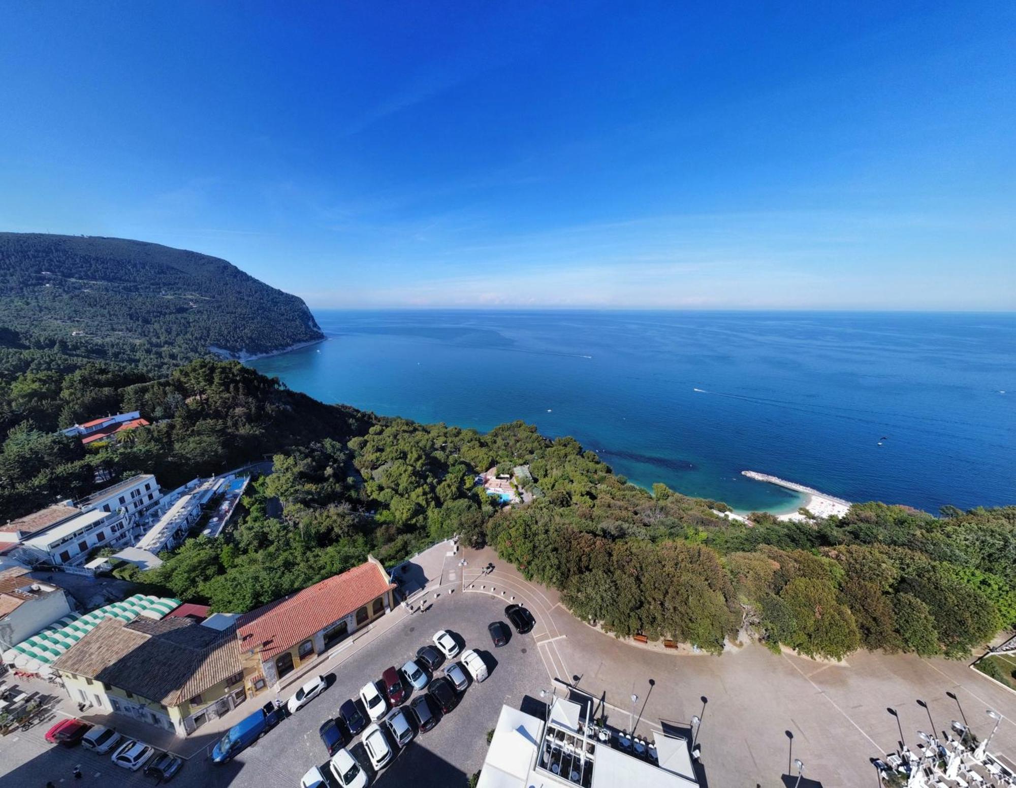 Sea View Di Amedeo *